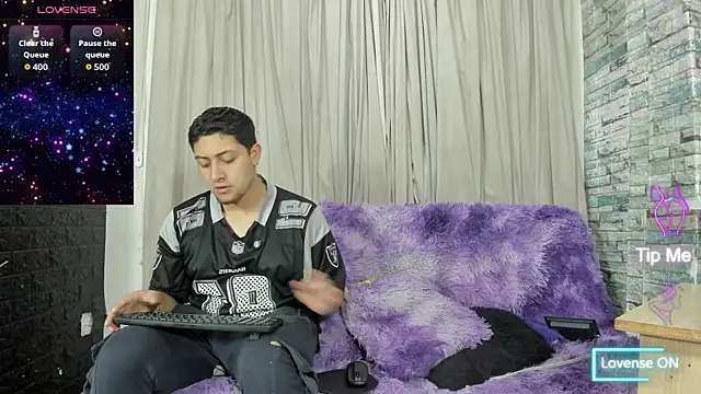 NoahAndBunny online show from 30, 6, 2026
