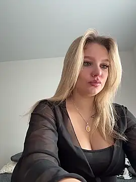 Snapshot of bettyloveu chatting on 6, 5, 2026 bettyloveu online show from 6, 5, 2026