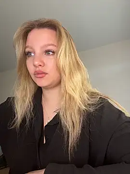 bettyloveu online show from 20, 4, 2026