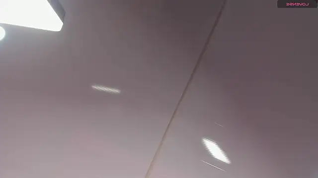 cuttie blondie online show from 2, 4, 2026