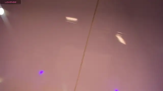 cuttie blondie online show from 24, 4, 2026