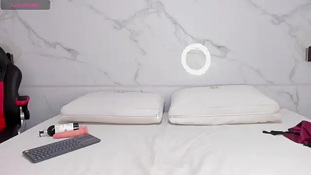 camilla hilton online show from 13, 3, 2026