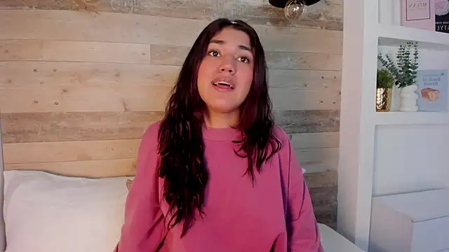 Snapshot of cristin_collins chatting on 17, 6, 2026 cristin collins online show from 17, 6, 2026