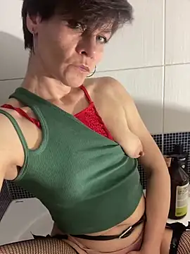DtPORNBITCH online show from 3, 4, 2026