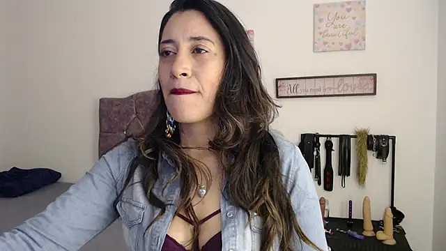violeta scott online show from 4, 6, 2026