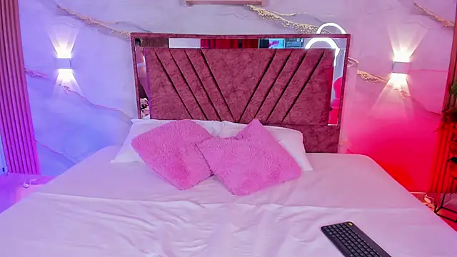 sofi naughty   online show from 22, 3, 2026