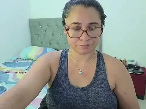 Snapshot of estrellajunior chatting on 29, 5, 2026 estrellajunior online show from 29, 5, 2026