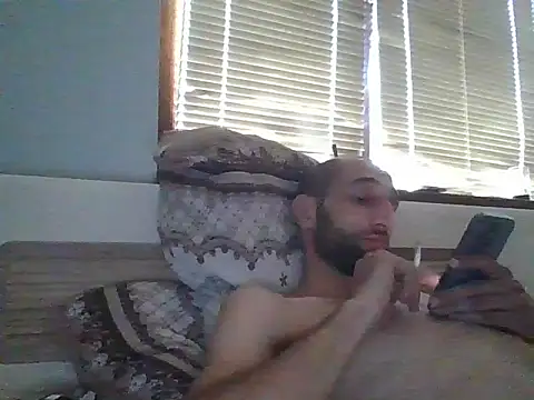 Snapshot of stiven121312 chatting on 1, 7, 2026 stiven121312 online show from 1, 7, 2026