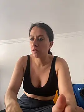 ItsAmara online show from 2, 8, 2026