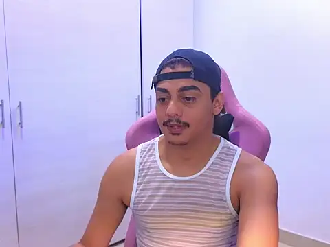 Snapshot of Cute-Curls chatting on 14, 3, 2026 Cute-Curls online show from 14, 3, 2026