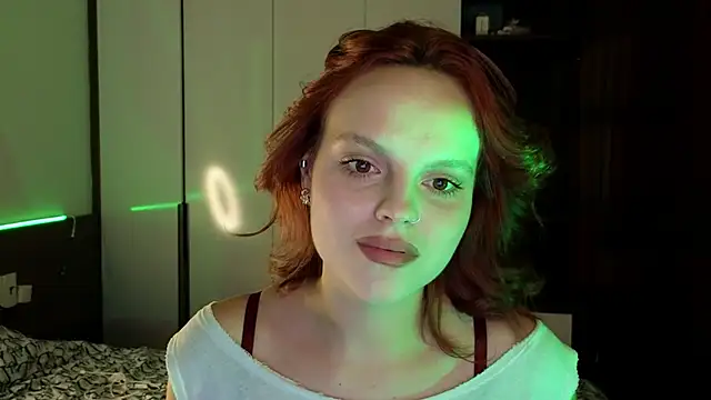 Snapshot of mollybossy chatting on 19, 6, 2026 mollybossy online show from 19, 6, 2026