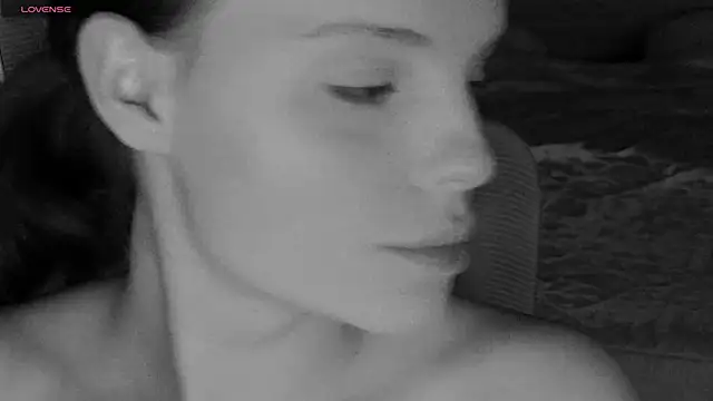 Snapshot of mollybossy chatting on 3, 5, 2026 mollybossy online show from 3, 5, 2026