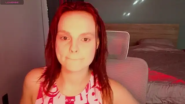 Snapshot of mollybossy chatting on 6, 5, 2026 mollybossy online show from 6, 5, 2026