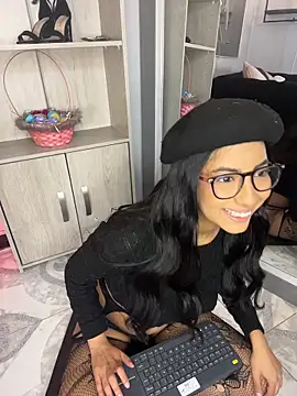 Snapshot of Gretel_Streit chatting on 5, 5, 2026 Gretel Streit online show from 5, 5, 2026