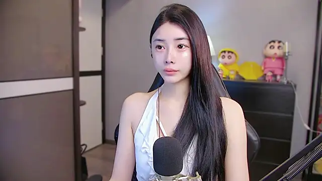 Snapshot of XiaoYuBao- chatting on 7, 6, 2026 XiaoYuBao- online show from 7, 6, 2026