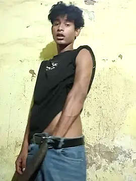 YourTeenBoy21 online show from 11, 6, 2026
