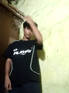 YourTeenBoy21 online show from 19, 7, 2026