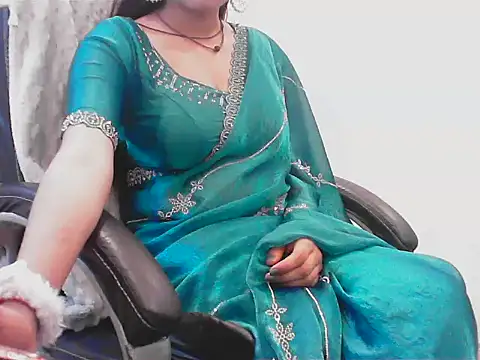 Snapshot of ragini_bby chatting on 5, 6, 2026 ragini bby online show from 5, 6, 2026