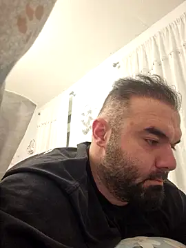 Snapshot of bigmillz32 chatting on 30, 3, 2026 bigmillz32 online show from 30, 3, 2026