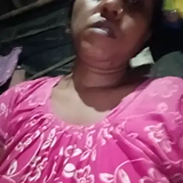 SanjanaBiswas323 online show from 15, 4, 2026