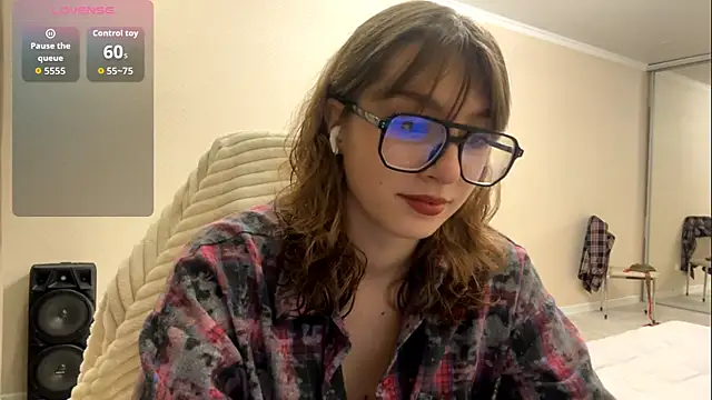 Olivia 132 online show from 27, 3, 2026