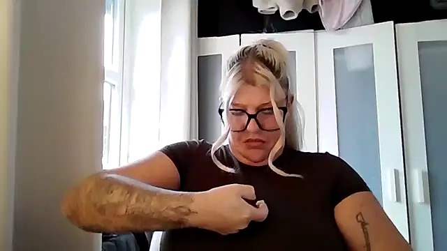 Lexi Laura online show from 20, 3, 2026