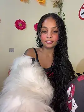 Snapshot of SpidderSecret chatting on 20, 5, 2026 SpidderSecret online show from 20, 5, 2026