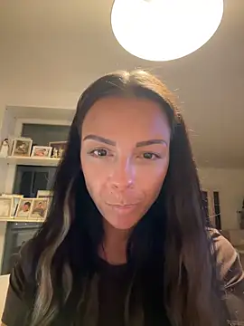 SweetLillySugar online show from 13, 3, 2026