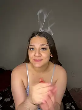 treasurebabii online show from 30, 4, 2026