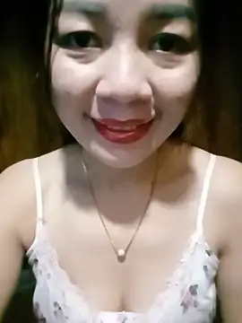Yiyi102300 online show from 12, 6, 2026