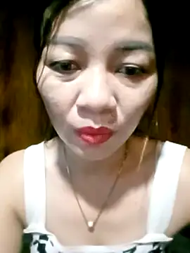 Yiyi102300 online show from 14, 6, 2026