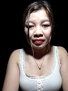 Yiyi102300 online show from 23, 3, 2026