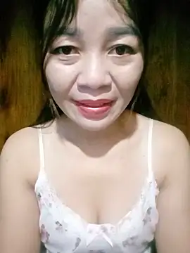 Yiyi102300 online show from 30, 5, 2026
