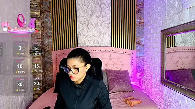 AishaCambell  online show from 12, 4, 2026