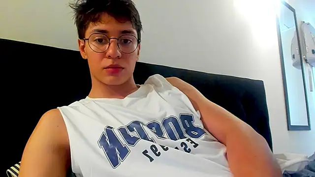 Snapshot of Darkblue_fantasy chatting on 27, 5, 2026 Darkblue fantasy online show from 27, 5, 2026