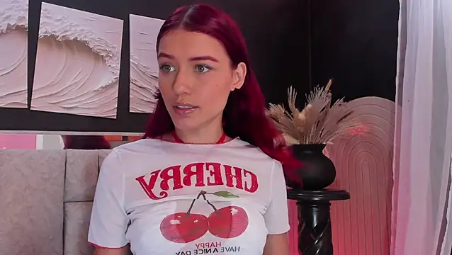 Snapshot of Cherry_Scarlet_ chatting on 30, 7, 2026 Cherry Scarlet online show from 30, 7, 2026