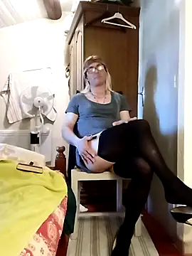 stephie83 online show from 1, 4, 2026