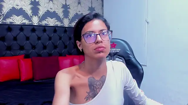 Snapshot of Emily_Lopera chatting on 1, 5, 2026 Emily Lopera online show from 1, 5, 2026
