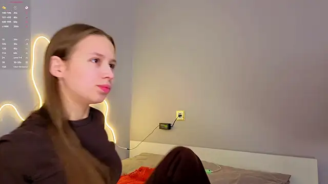 Snapshot of Emma_dream_ chatting on 11, 5, 2026 Emma dream online show from 11, 5, 2026