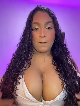 Snapshot of GaiaMuse chatting on 22, 4, 2026 GaiaMuse online show from 22, 4, 2026
