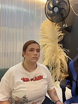 Snapshot of JeanneWilliams chatting on 12, 6, 2026 JeanneWilliams online show from 12, 6, 2026