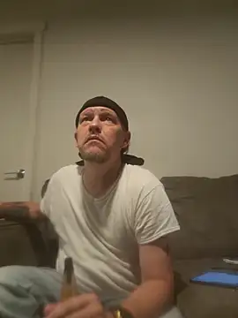 yourMasterisBored online show from 5, 4, 2026