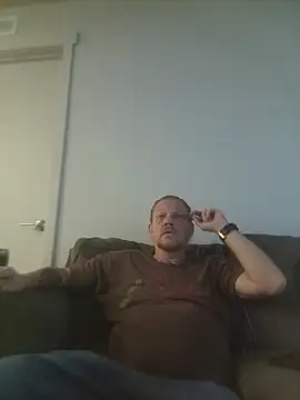 yourMasterisBored online show from 1, 4, 2026