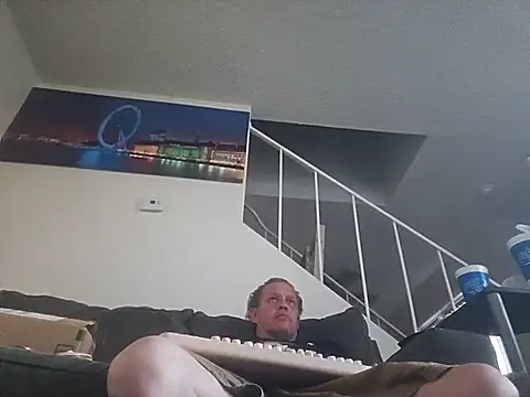 yourMasterisBored online show from 25, 7, 2026