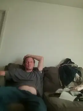 Snapshot of yourMasterisBored chatting on 24, 5, 2026 yourMasterisBored online show from 24, 5, 2026