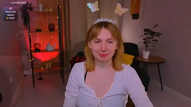 susie miu online show from 19, 4, 2026