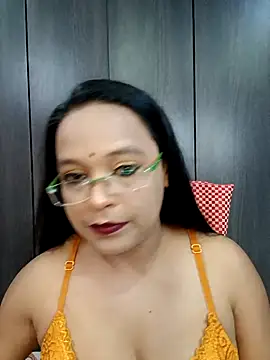 Snapshot of hornyrosy321 chatting on 29, 5, 2026 hornyrosy321 online show from 29, 5, 2026