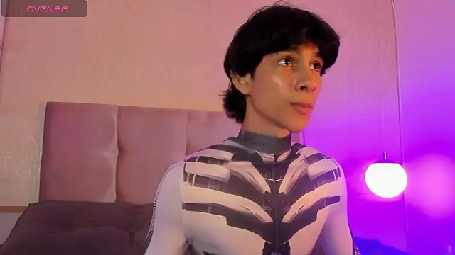 Cheys Mast online show from 12, 4, 2026