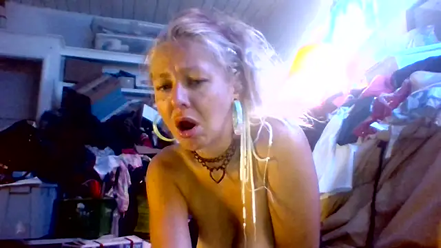Ambionce online show from 9, 6, 2026