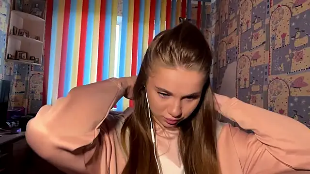 Snapshot of Miss_Blessnyth chatting on 5, 6, 2026 Miss Blessnyth online show from 5, 6, 2026